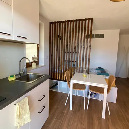 Oddih Apartment *